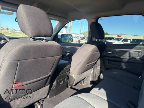 2023 RAM 1500 Classic SLT