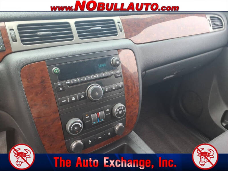 2011 Chevrolet Suburban LS