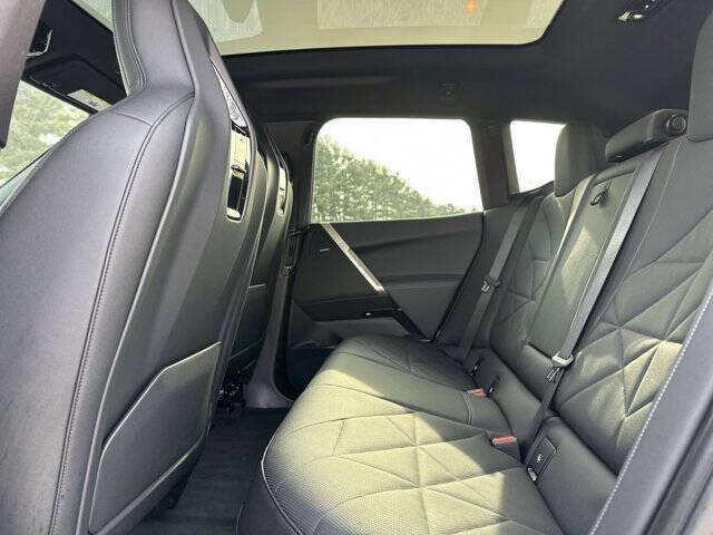 2025 BMW iX xDrive50