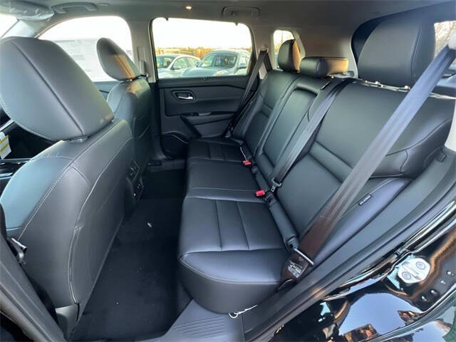 2025 Nissan Rogue SL