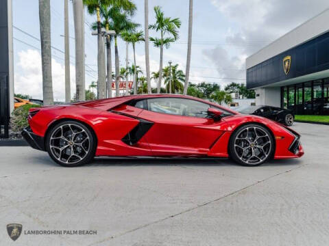 2025 Lamborghini Revuelto