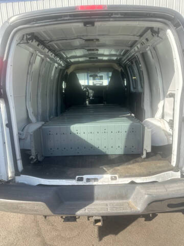 2022 GMC Savana 3500