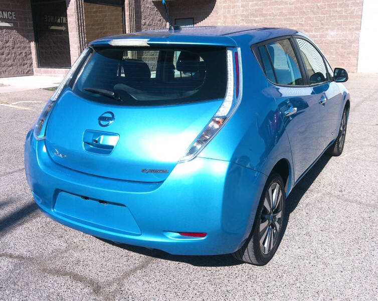 2013 Nissan LEAF S