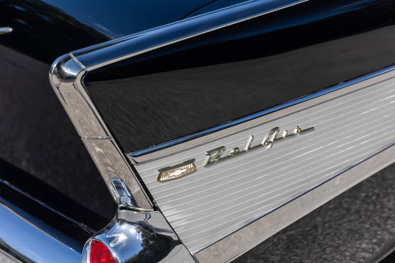 1957 Chevrolet Bel Air 25