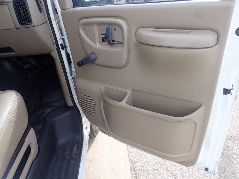 2000 Chevrolet Express G3500