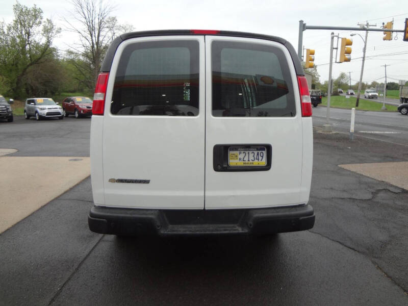 2021 Chevrolet Express 2500