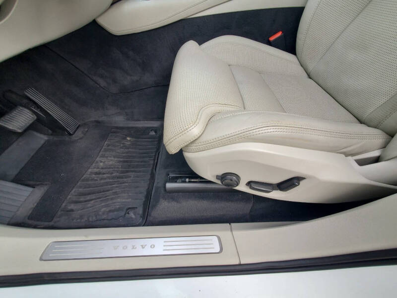 2017 Volvo XC90 T6 Inscription