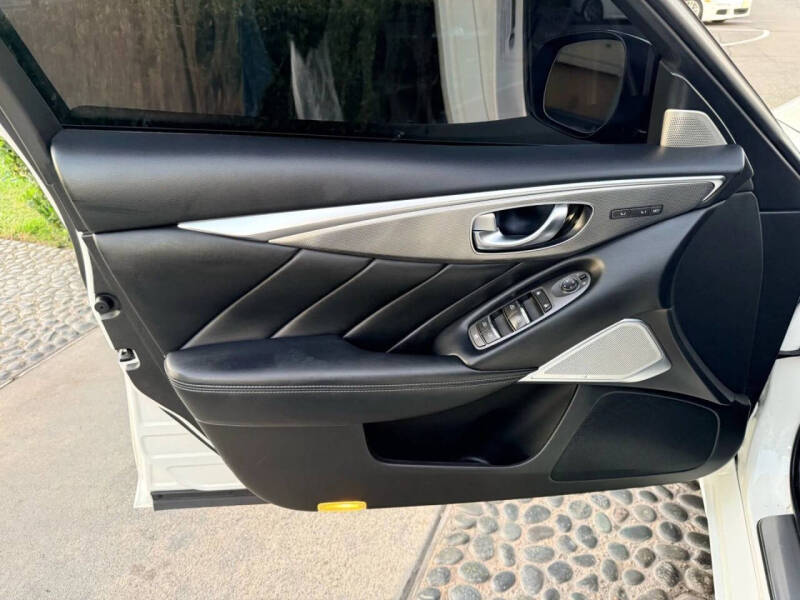 2017 Infiniti Q50 3.0T Premium