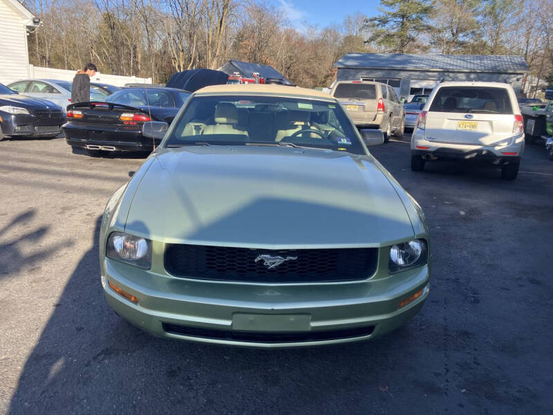 2005 Ford Mustang V6 Premium