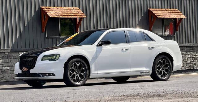 2018 Chrysler 300 S
