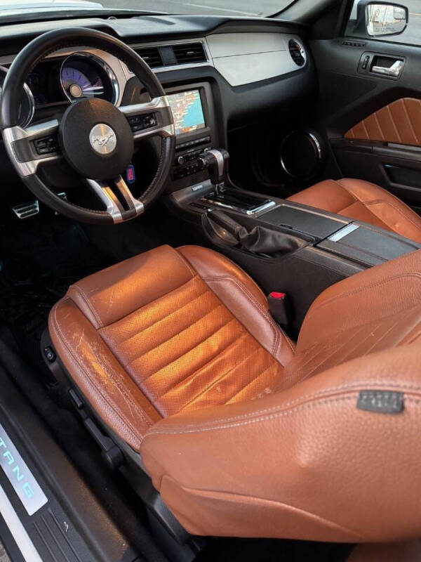 2012 Ford Mustang GT Premium