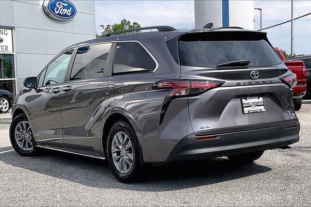 2021 Toyota Sienna