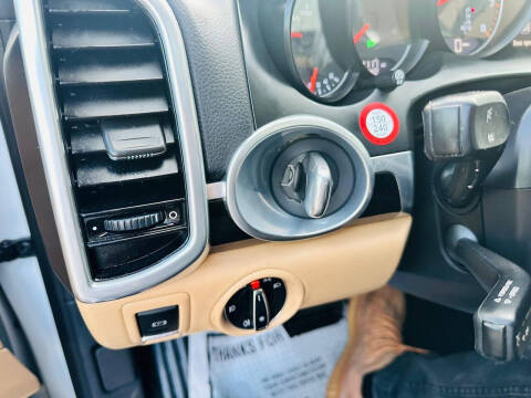 2014 Porsche Cayenne