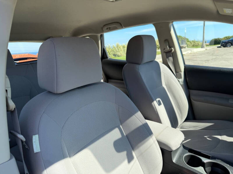 2012 Nissan Rogue S