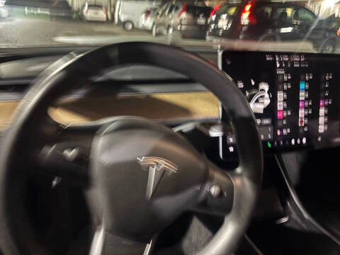 2019 Tesla Model 3 Standard Range Plus