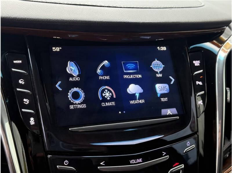 2017 Cadillac Escalade Standard