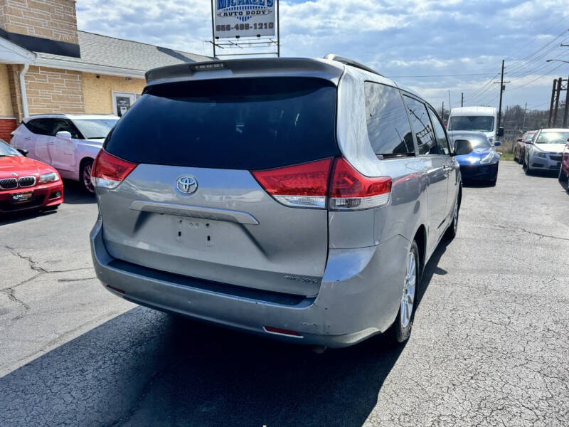 2011 Toyota Sienna XLE 7-Passenger