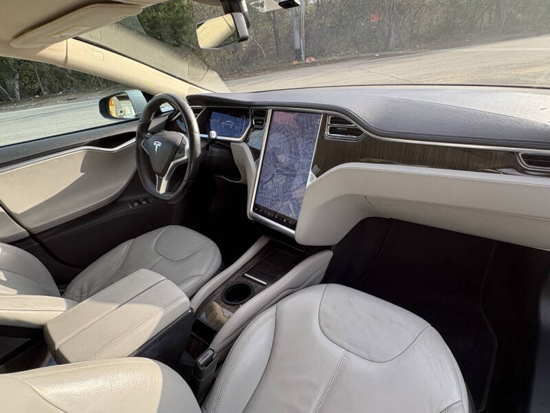 2013 Tesla Model S