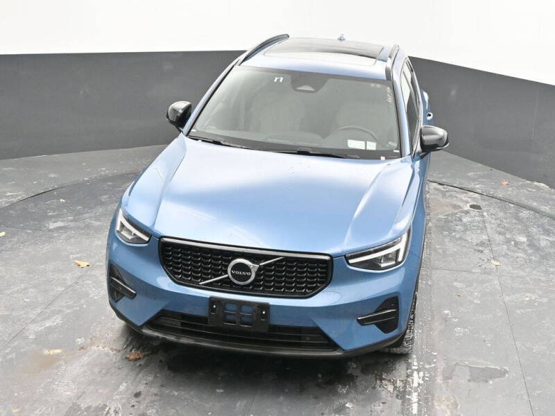 2024 Volvo XC40