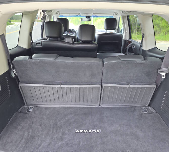 2017 Nissan Armada