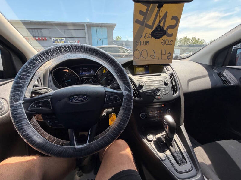 2016 Ford Focus SE