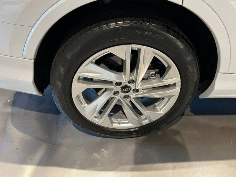 2023 Audi Q7 quattro Prestige 55 TFSI