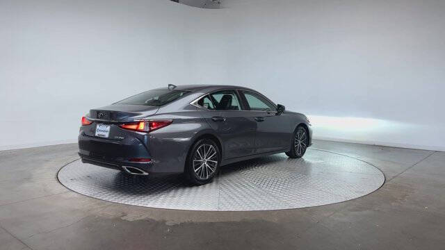 2022 Lexus ES 350