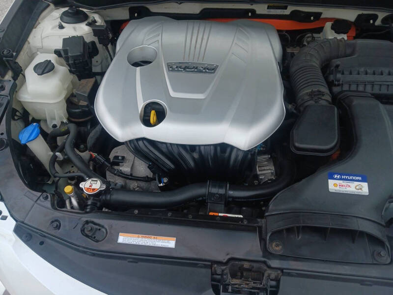 2011 Hyundai Sonata Hybrid