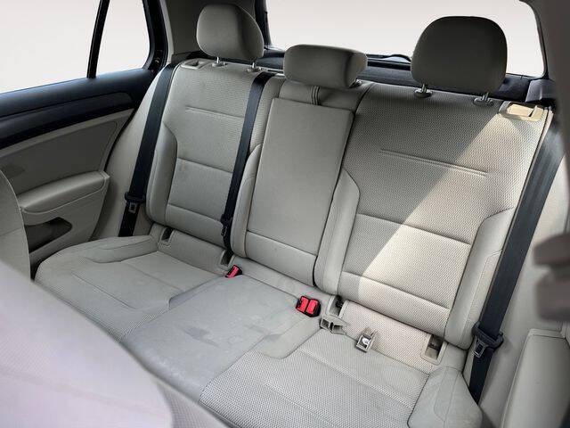 2019 Volkswagen Golf S