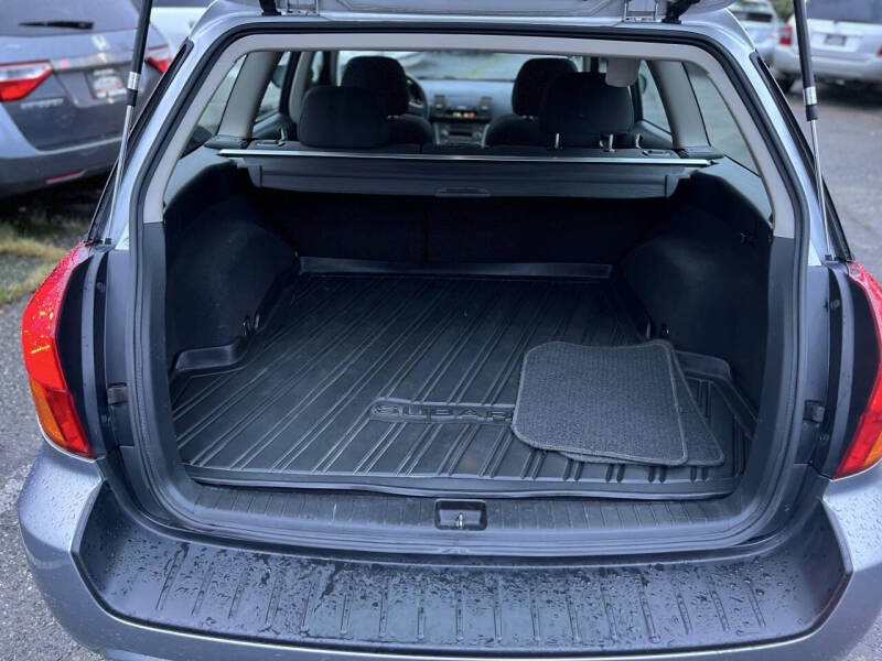 2005 Subaru Outback 2.5i