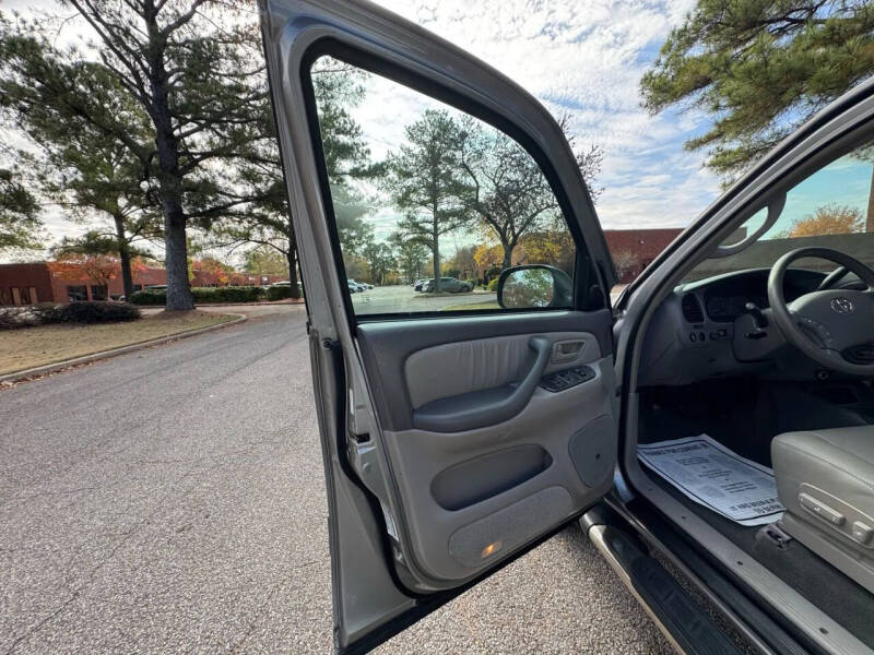 2004 Toyota Sequoia Limited