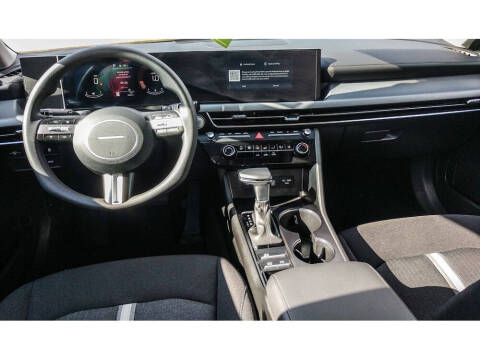 2025 Hyundai Sonata SE