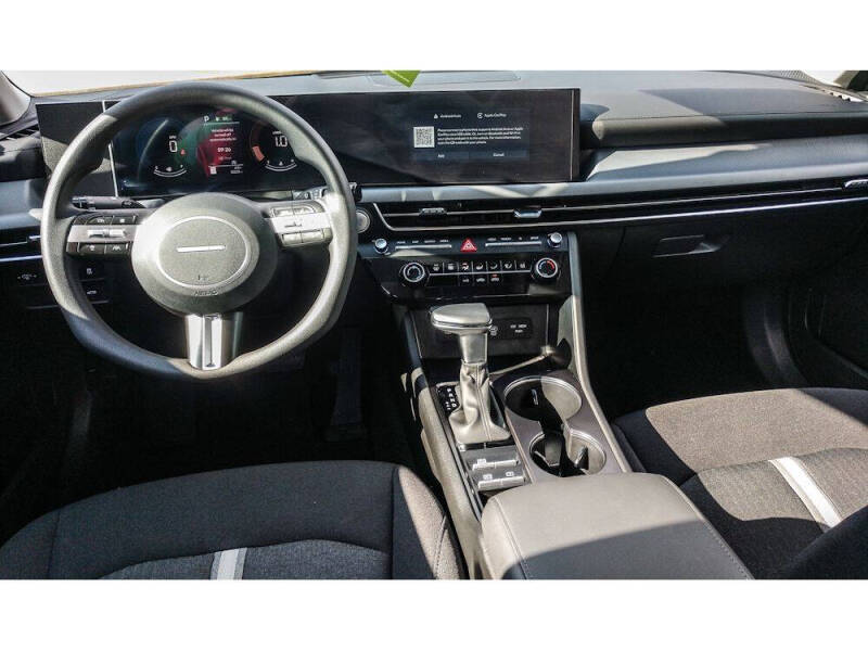 2025 Hyundai Sonata SE