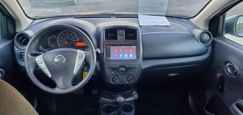 2019 Nissan Versa S Plus