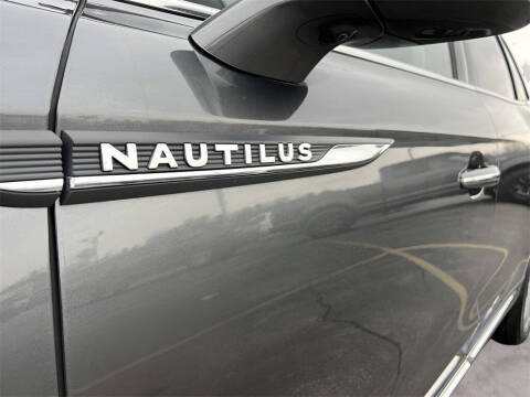 2020 Lincoln Nautilus Reserve