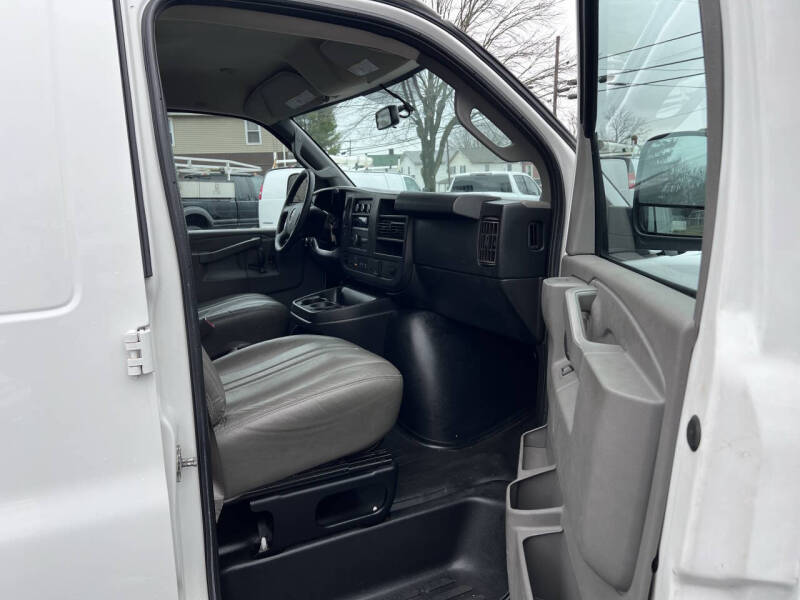 2018 GMC Savana 2500
