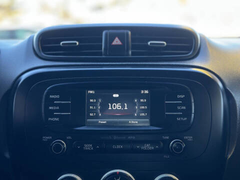 2016 Kia Soul +