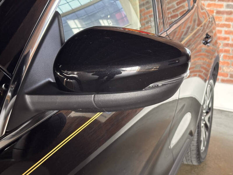 2020 Ford Escape Hybrid Titanium