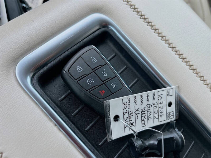 2022 GMC Yukon XL Denali