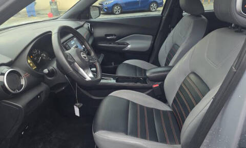 2023 Nissan Kicks SR