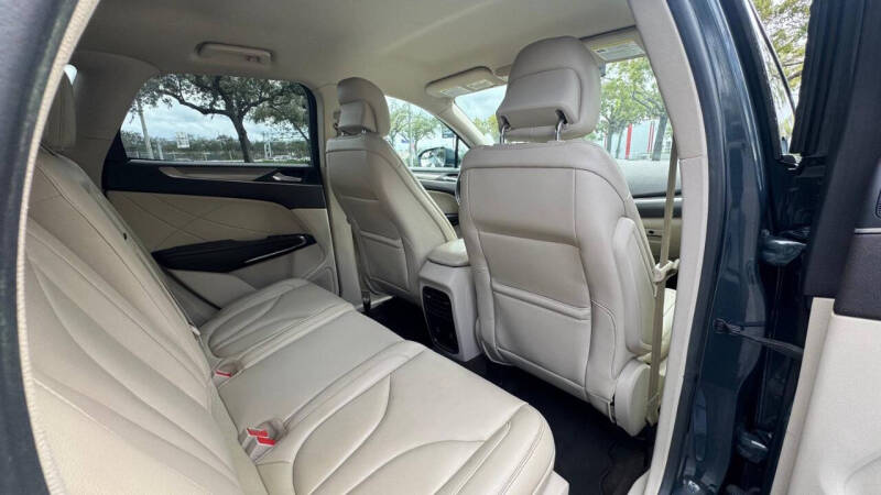 2019 Lincoln MKC Premiere