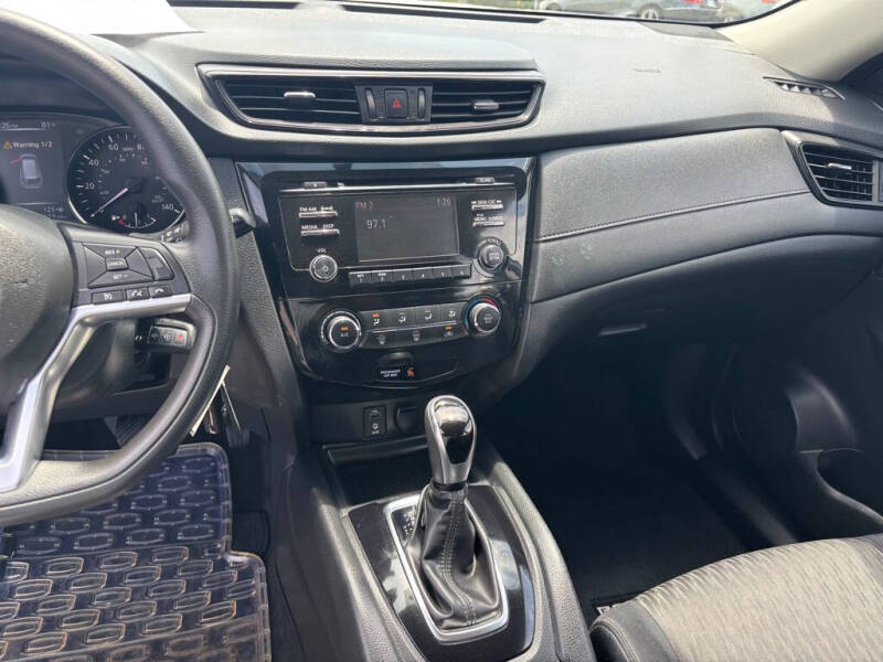 2017 Nissan Rogue