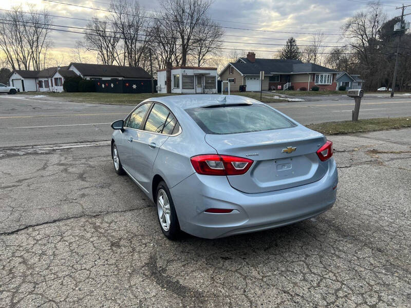 2017 Chevrolet Cruze LT Auto