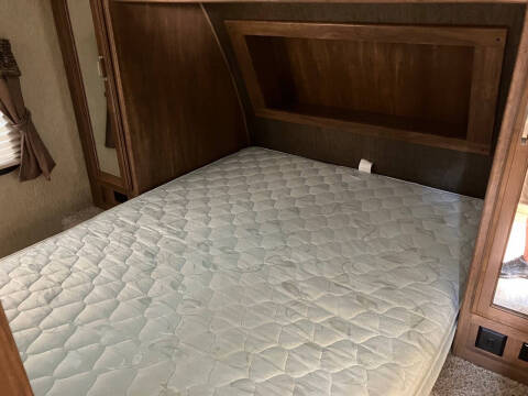 2016 Keystone RV Laredo