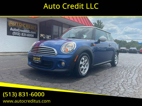 2012 MINI Cooper Hardtop for sale at Auto Credit LLC in Milford OH