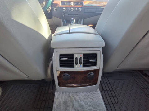 2009 BMW 5 Series 528i xDrive