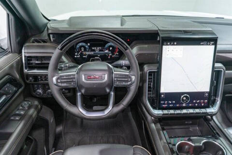 2025 GMC Yukon Elevation