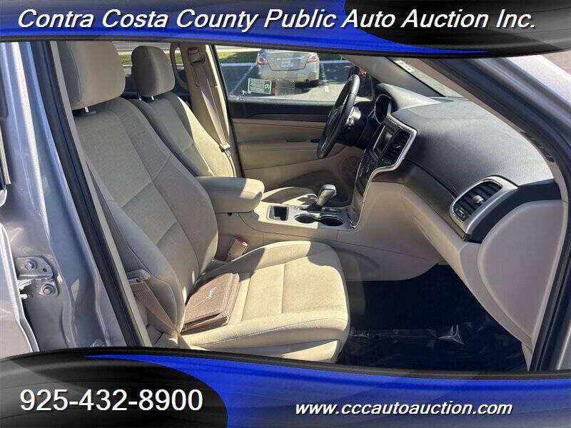 2017 Jeep Grand Cherokee Laredo E