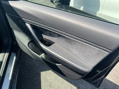 2017 Tesla Model 3 Long Range