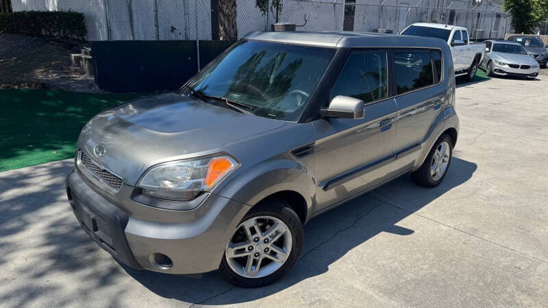 2010 Kia Soul +
